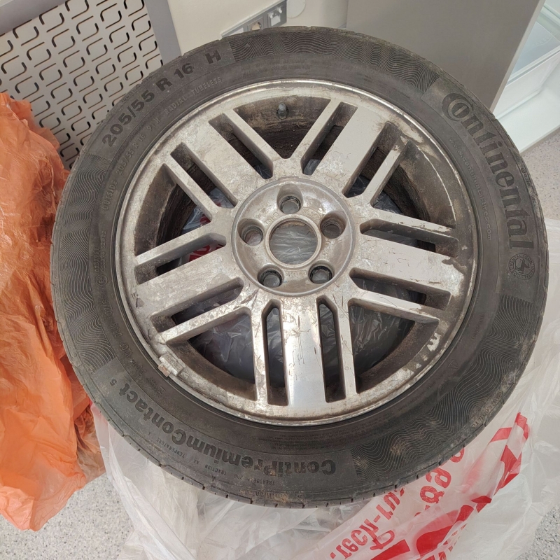 ���� Continental Conti Premium Contact �������� 20555 R16 4��.